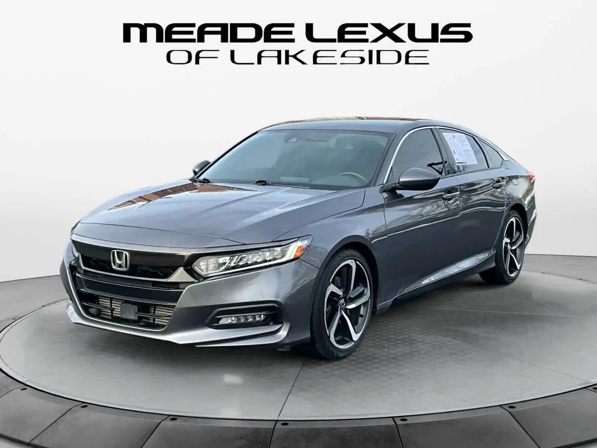 2018 Honda Accord Sport's photo