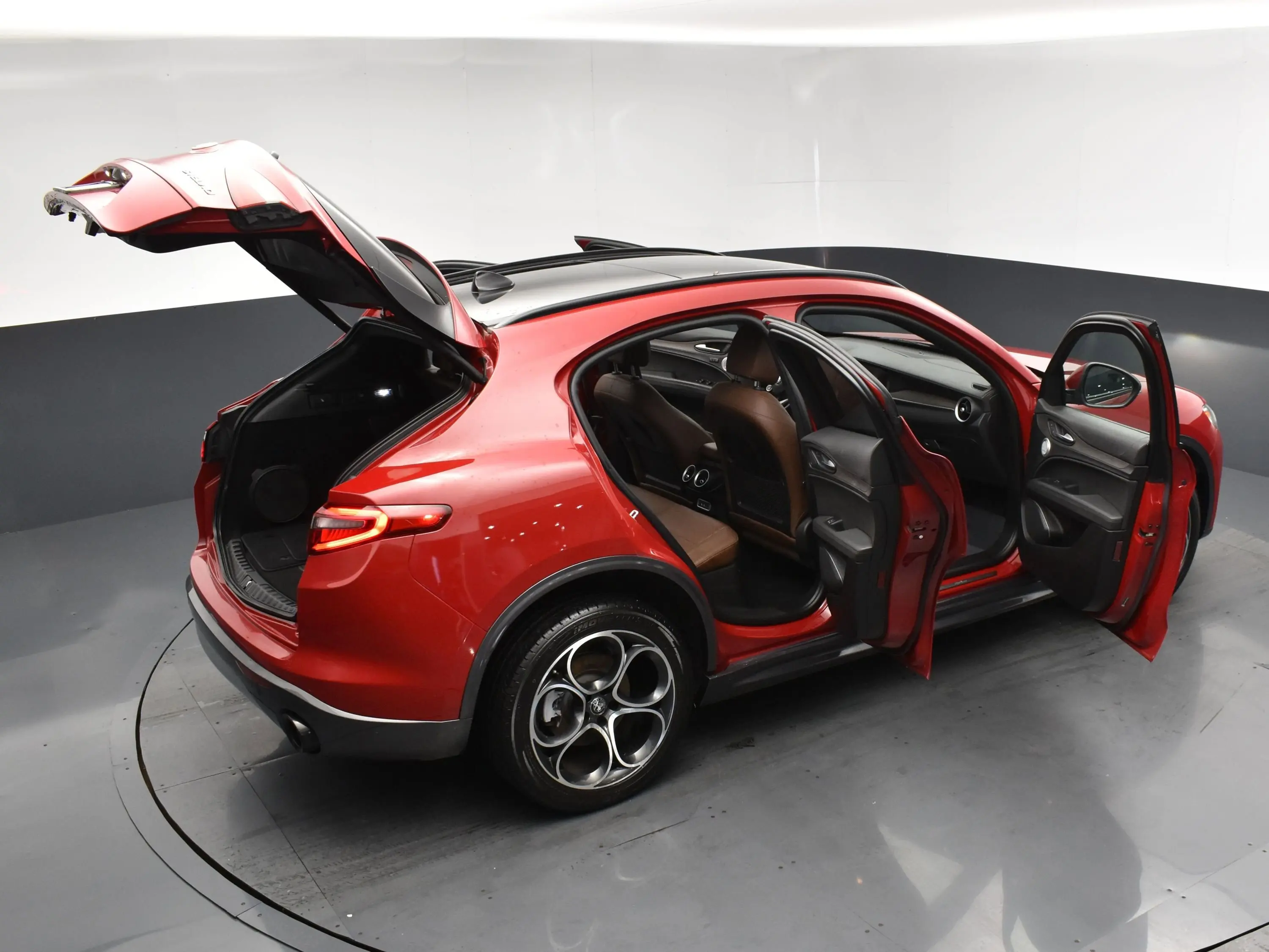 2022 Alfa Romeo Stelvio Ti photo 26