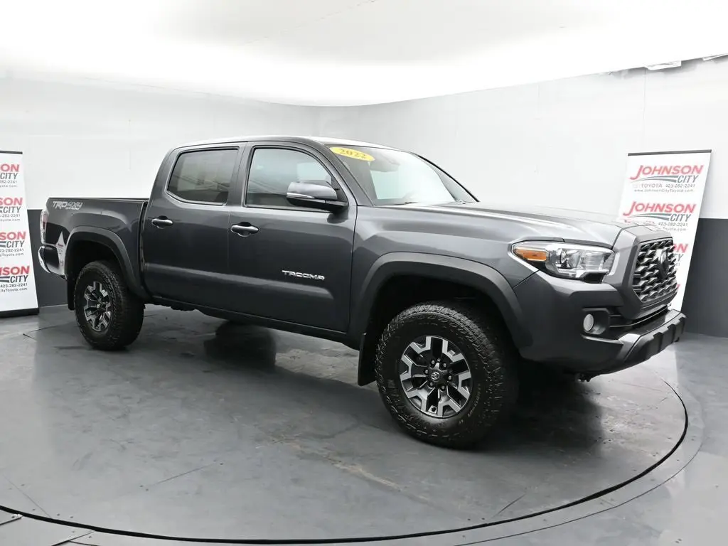 2022 Toyota Tacoma TRD Off-Road V6 photo 2