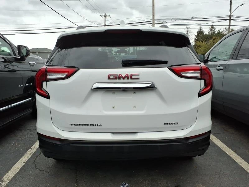 2023 GMC Terrain SLE - Photo 6