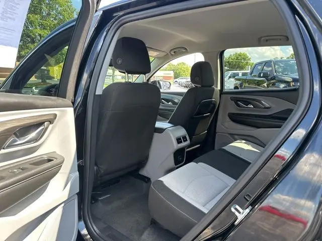2024 Gmc Terrain SLE photo 9
