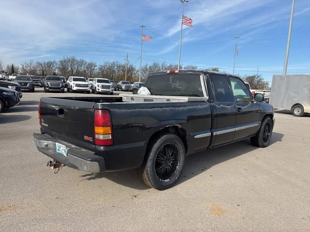1999 Gmc Sierra 1500 SLE photo 3