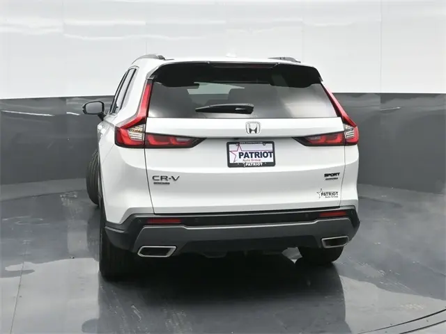 2024 Honda CR-V Hybrid Sport Touring photo 2