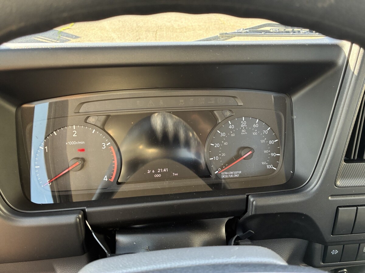 2026 Isuzu NRR in Mount Vernon, WA — photo 7
