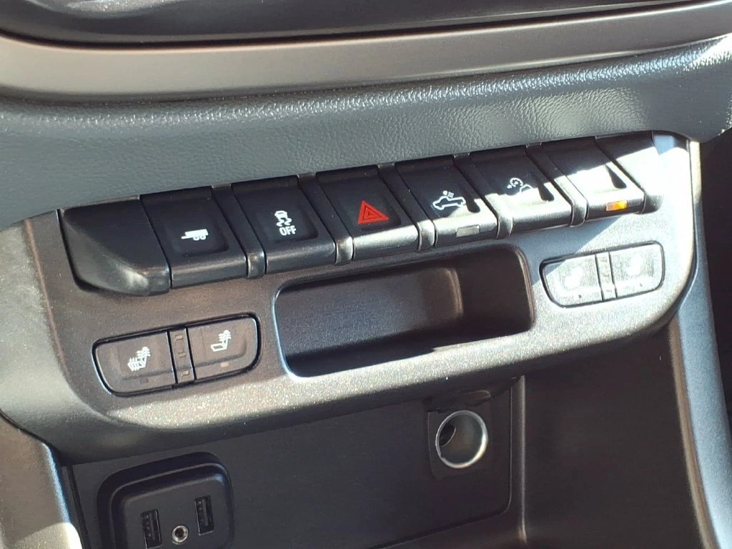 2020 Chevrolet Colorado Z71 - Photo 26