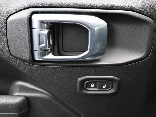 2026 Jeep Wrangler 4-Door Sport - Photo 16
