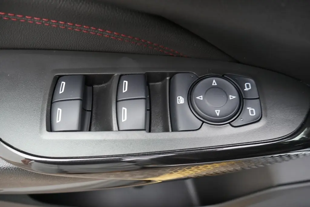 2024 Chevrolet Trax photo 29