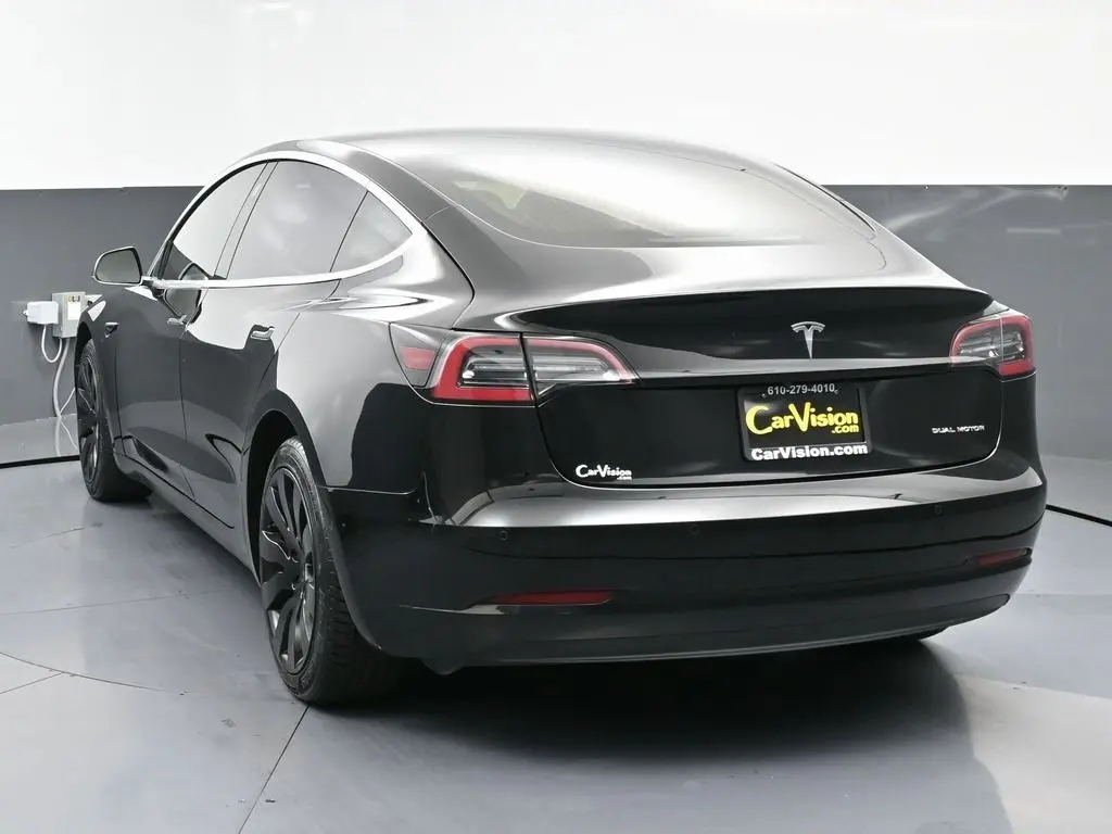 2018 Tesla Model 3 Long Range photo 4