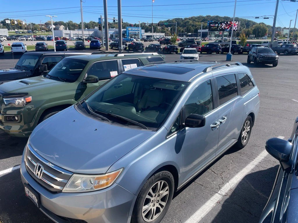 Used 2013 Honda Odyssey EX-L with VIN 5FNRL5H69DB043991 for sale in Lancaster, OH