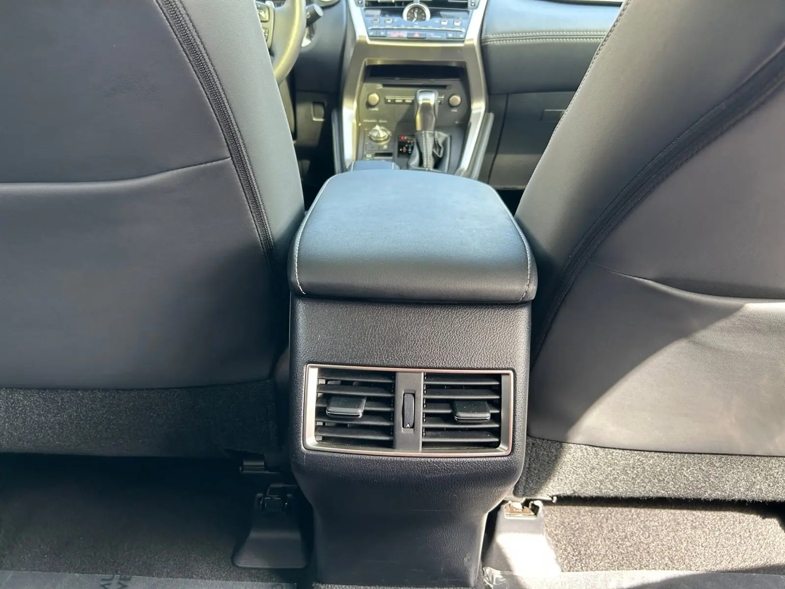 2019 Lexus NX 300 AWD photo 17