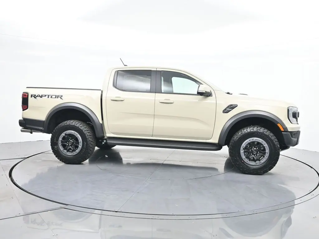 2025 Ford Ranger Raptor photo 4