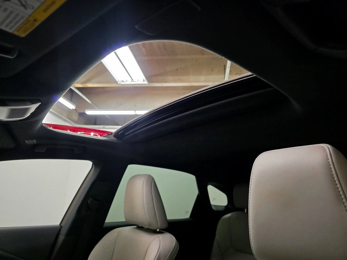 2025 Lexus RX 350 - Photo 12