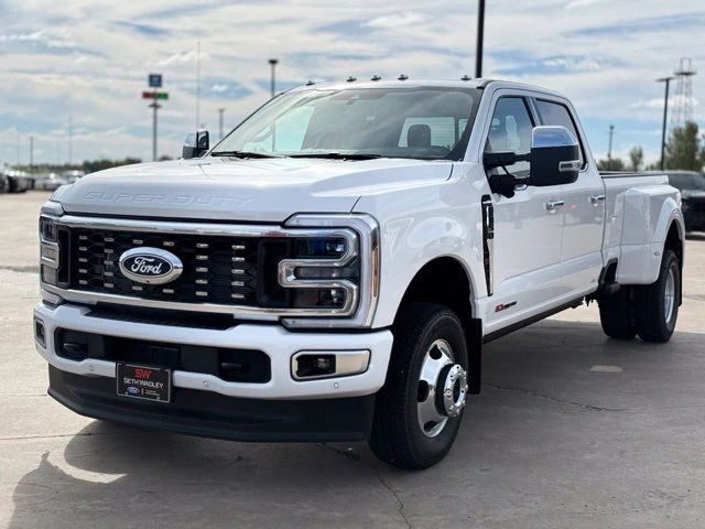 2027 Ford — photo 3