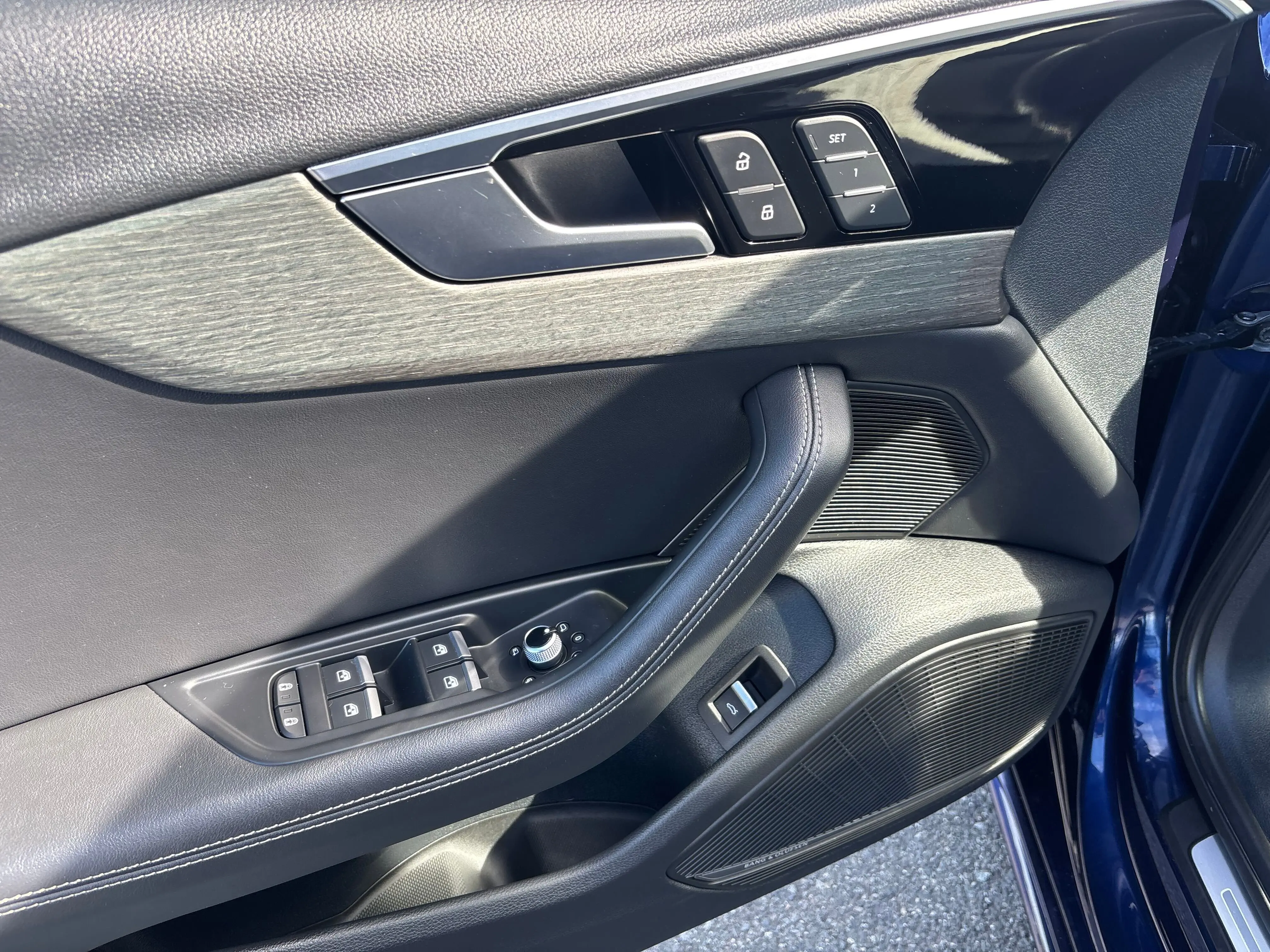 2023 Audi A4 S line Premium Plus 45 TFSI Quattro photo 8