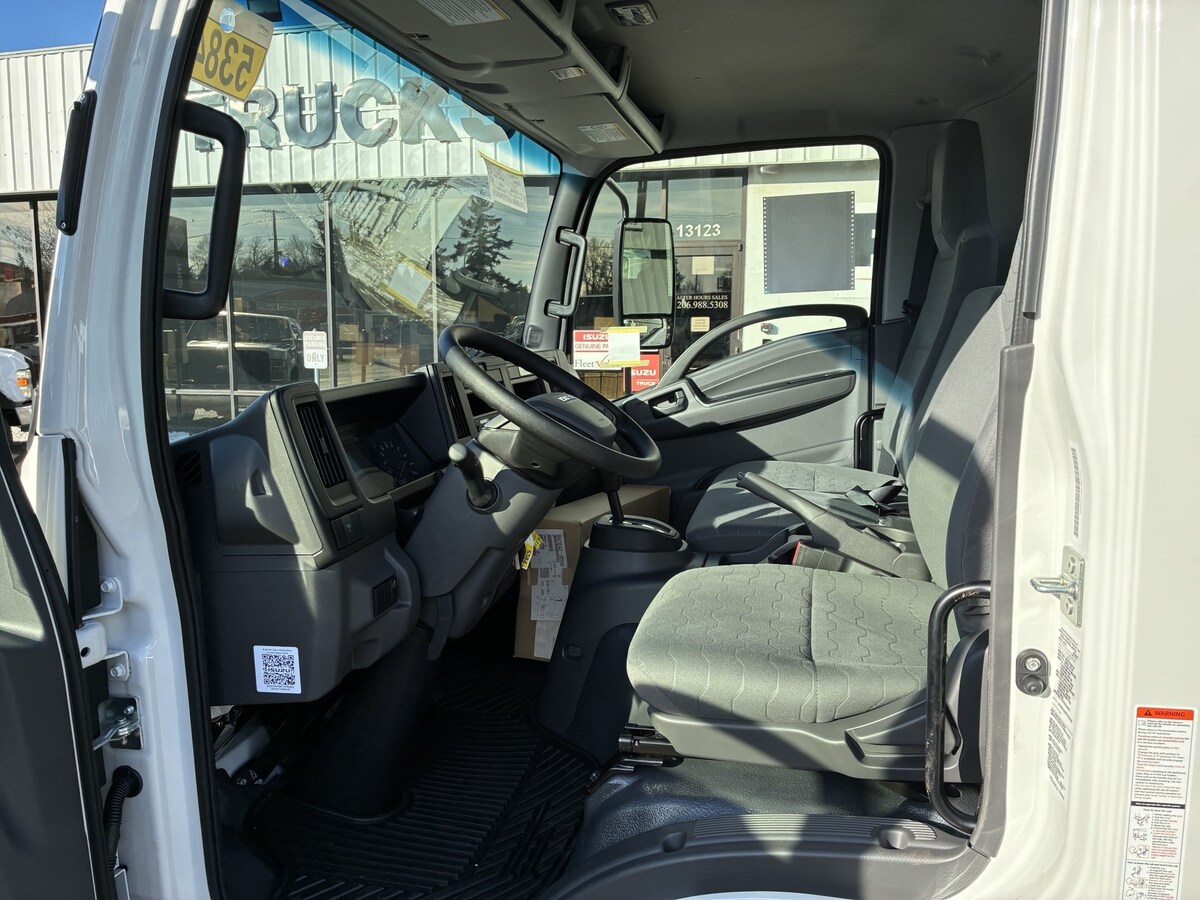 2026 Isuzu NRR in Mount Vernon, WA — photo 8