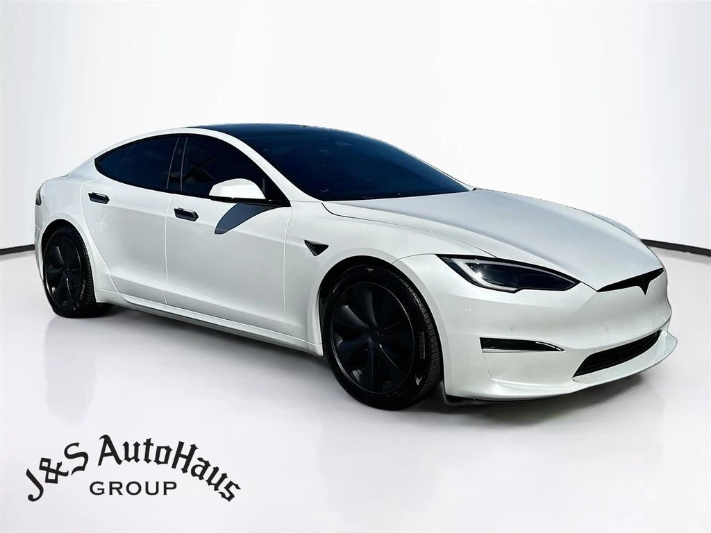 2023 Tesla Model S Plaid