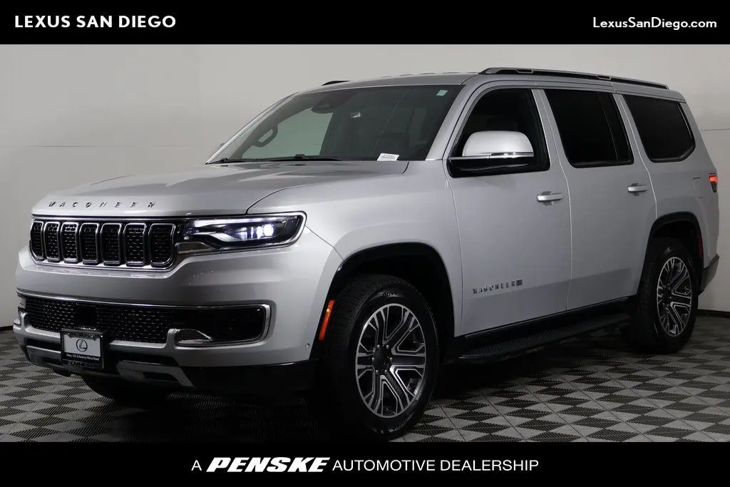 2022 Jeep Wagoneer Series III's photo