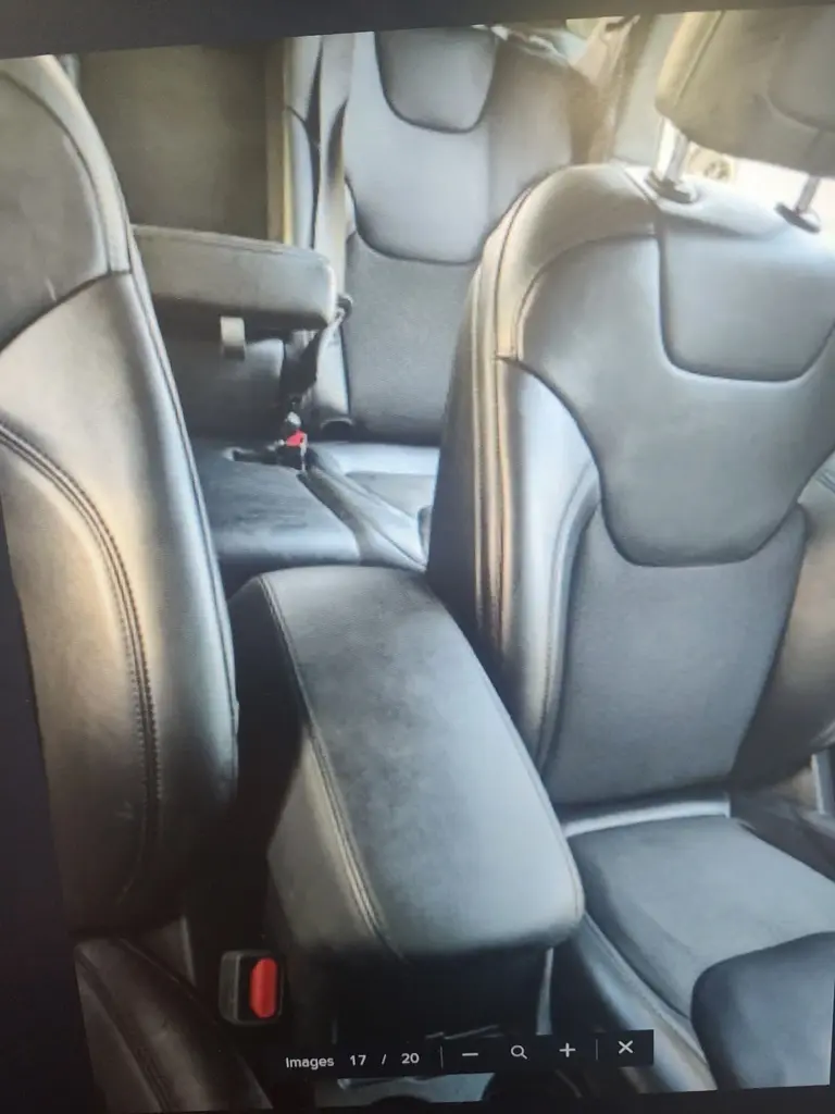 2020 Jeep Cherokee Altitude photo 10