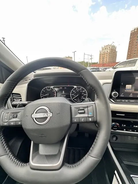 2026 Nissan Rogue SV photo 10