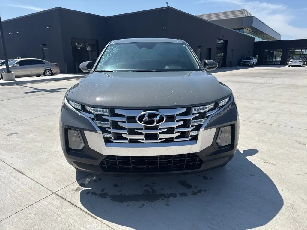 Used 2024 Hyundai Santa Cruz SEL with VIN 5NTJBDAE2RH081987 for sale in Norman, OK