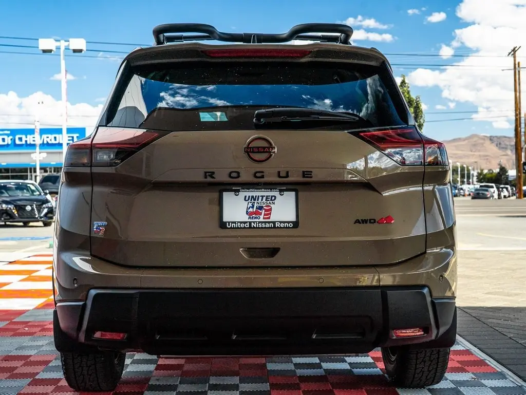 2026 Nissan Rogue SV photo 3