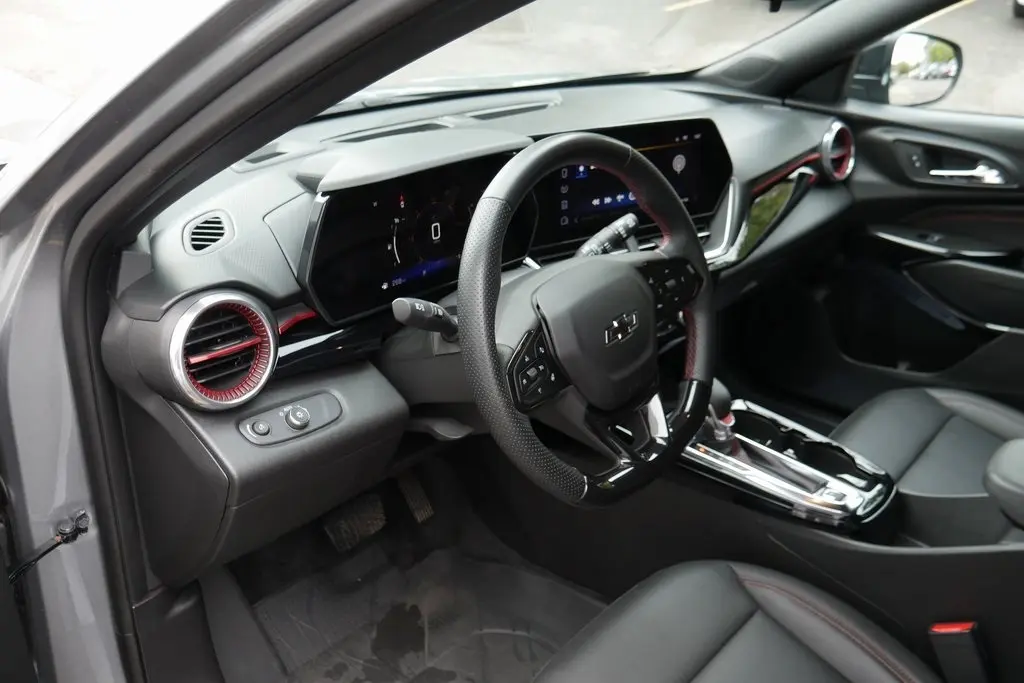 2024 Chevrolet Trax photo 9