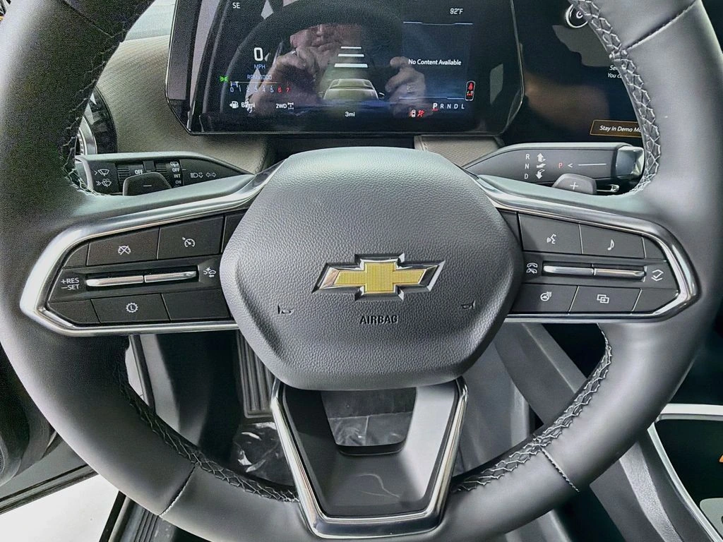 2027 Chevrolet Equinox LT - Photo 11