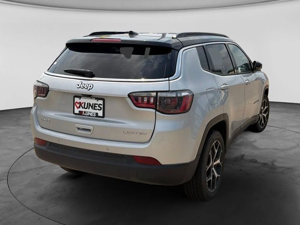 2025 Jeep Compass Limited - Photo 10