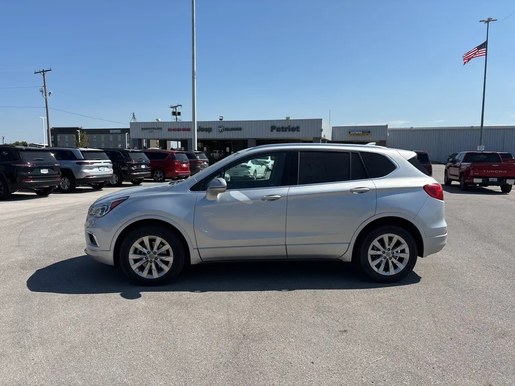 2018 Buick Envision Essence photo 6