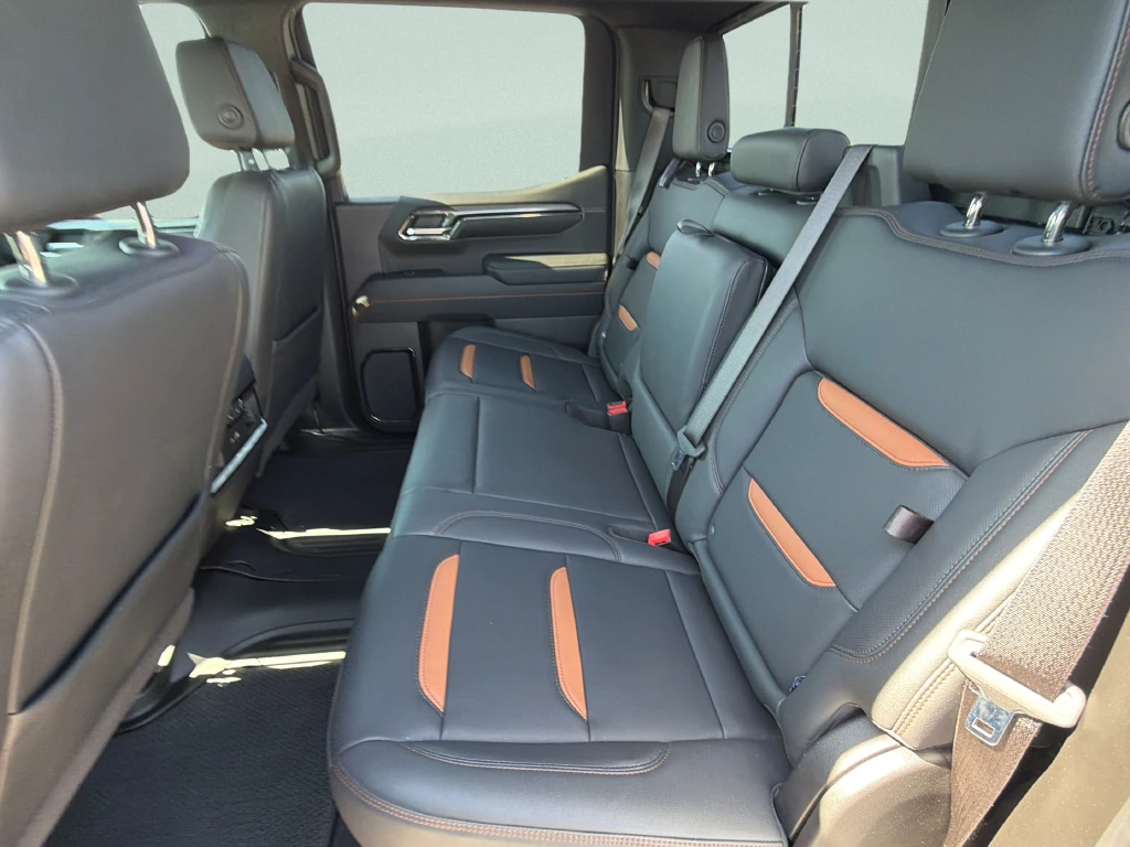 2024 GMC Sierra 1500 AT4 - Photo 15