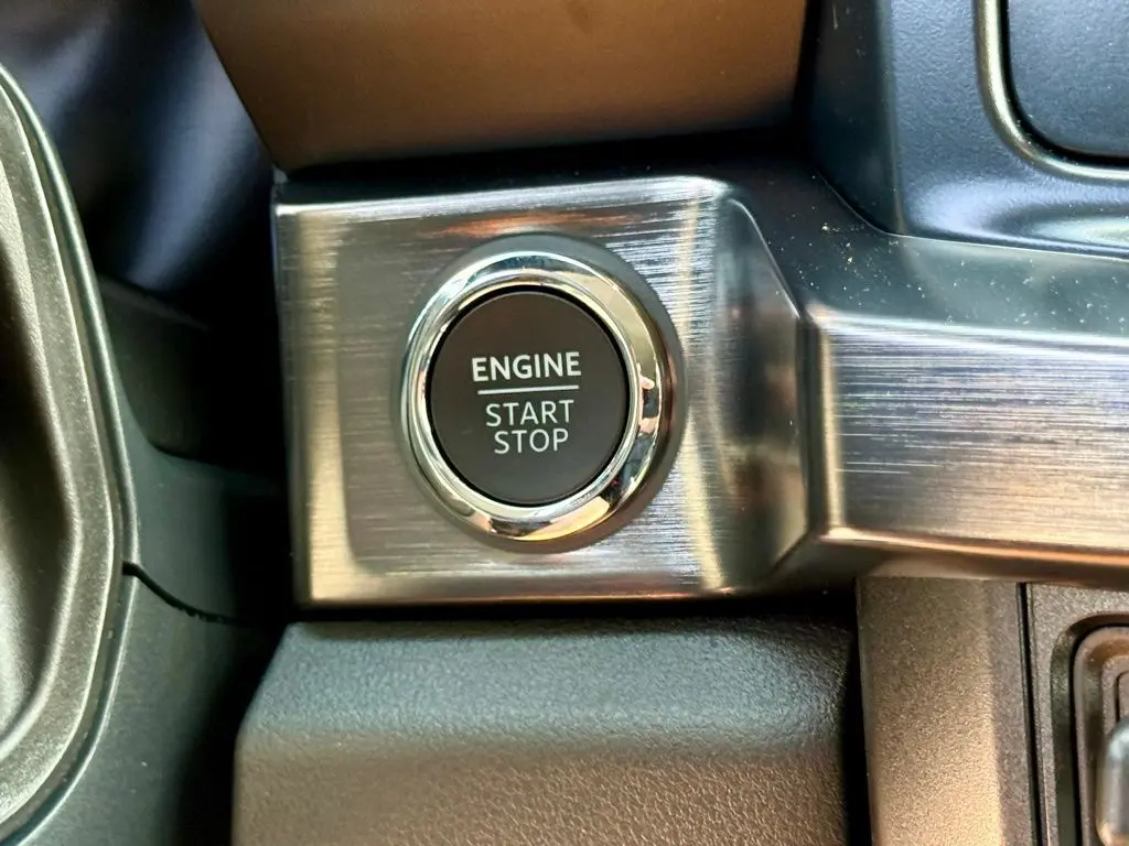 2025 Ford F-250 photo 22