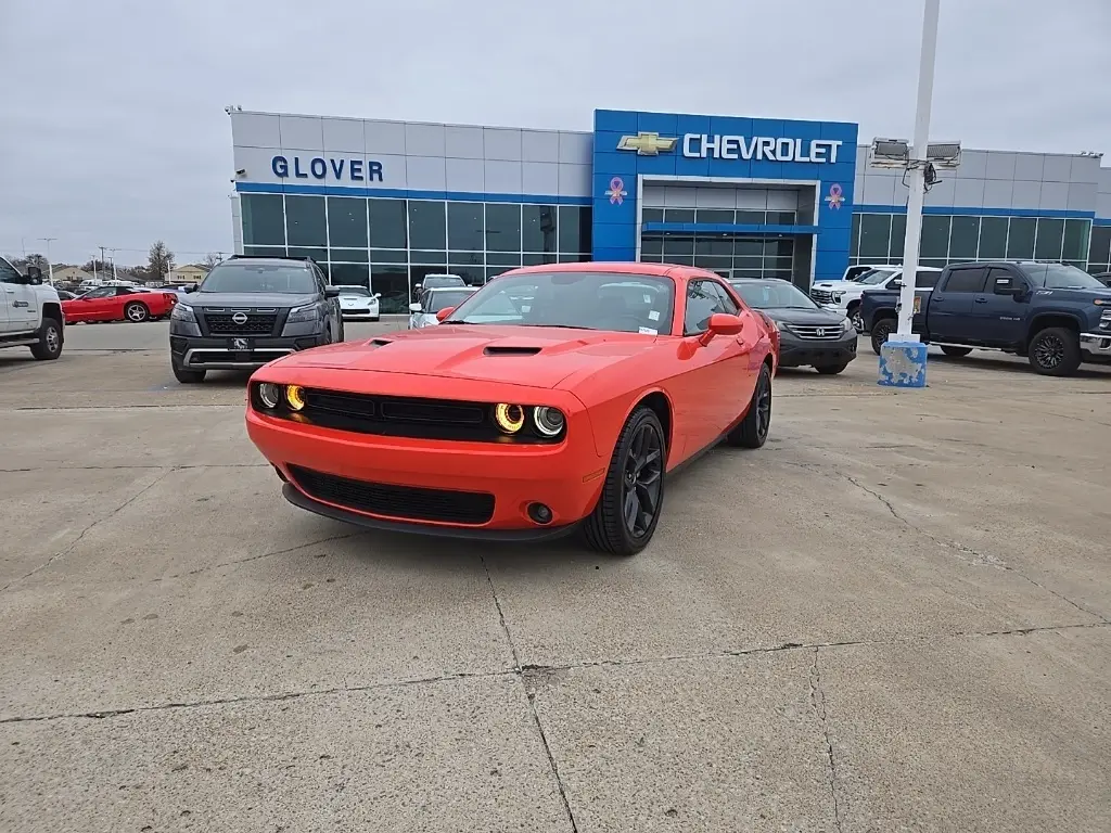 2021 Dodge Challenger SXT