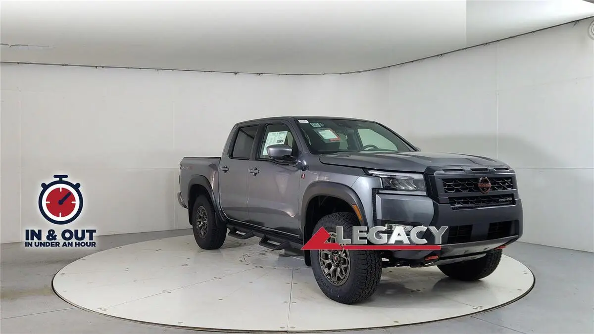 2026 Nissan Frontier PRO-4X's photo