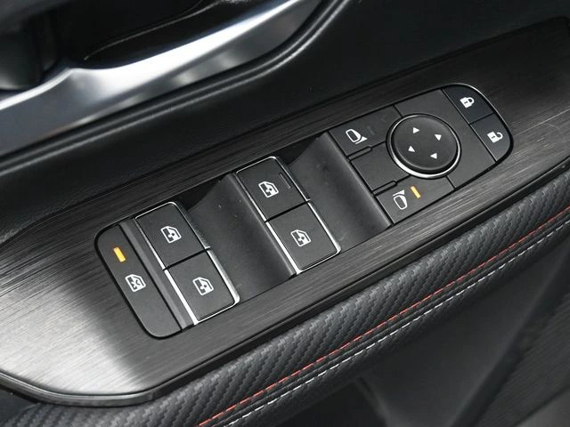 2026 Nissan KICKS SR - Photo 13