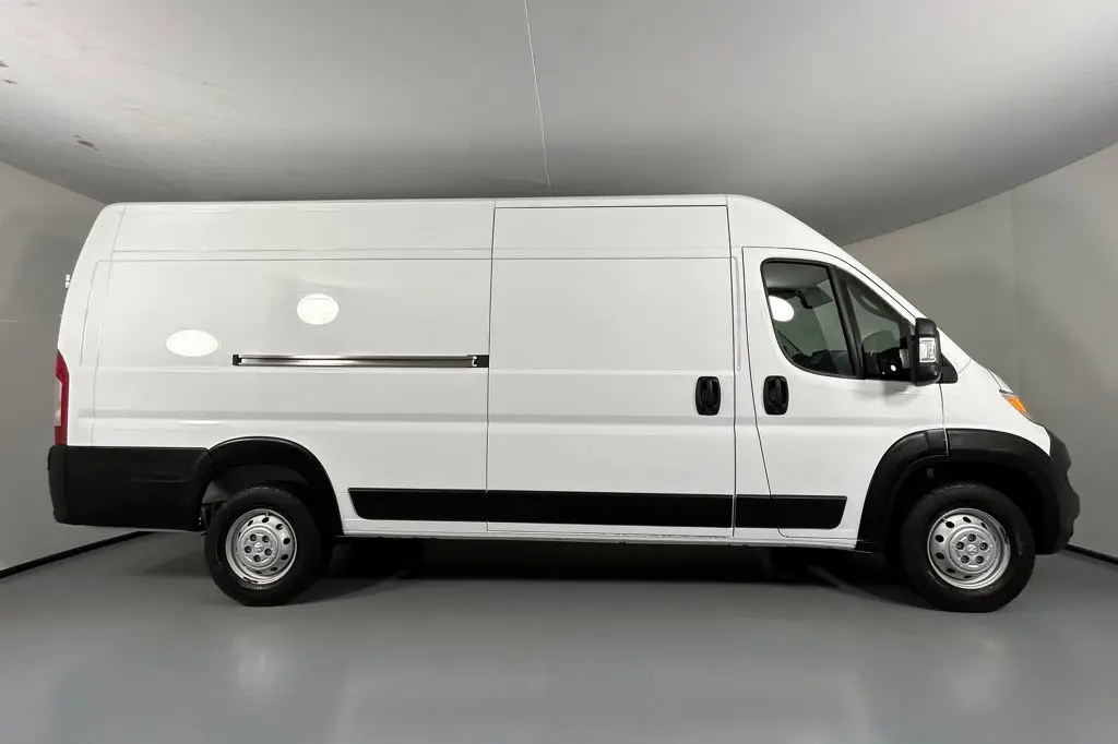 2023 Ram ProMaster 3500 photo 8