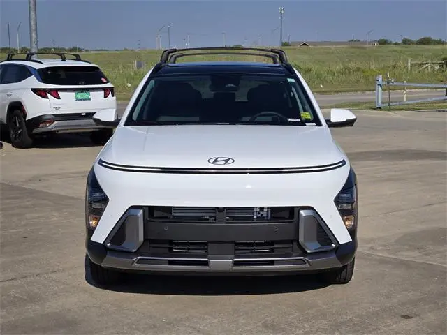 2026 Hyundai Kona Limited's photo