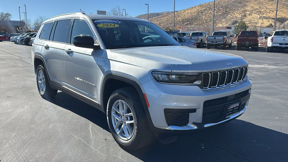 2024 Jeep Grand Cherokee L Laredo X 4x4