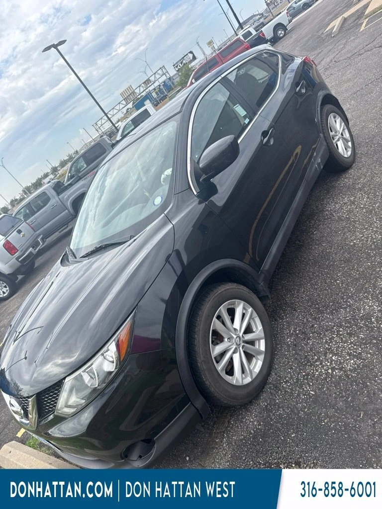 2017 Nissan Rogue Sport S