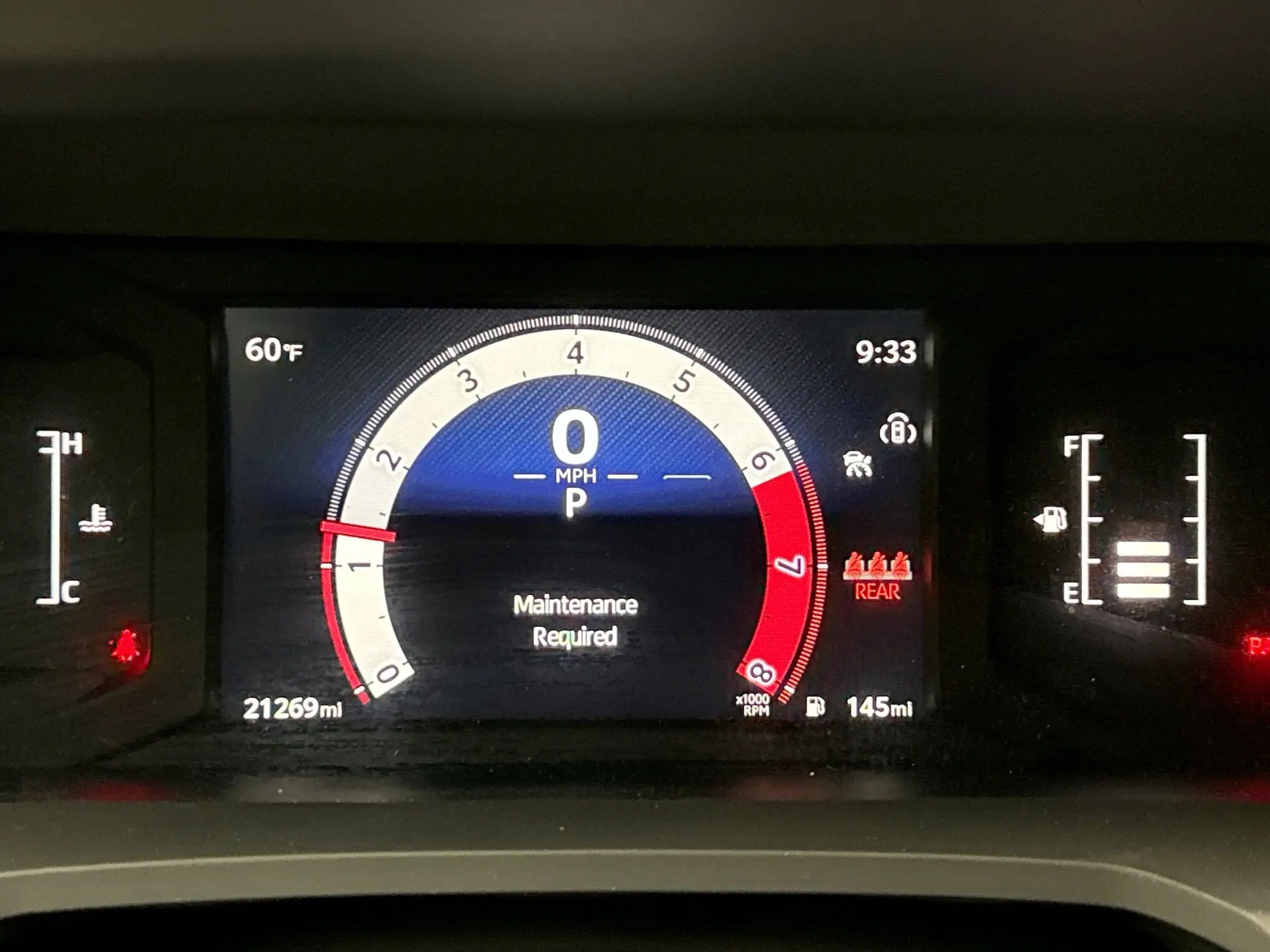 2024 Toyota Tacoma SR5 photo 9