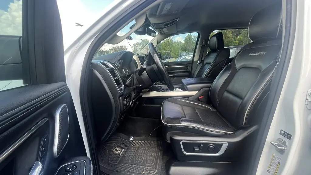 2022 Ram 1500 Laramie photo 8