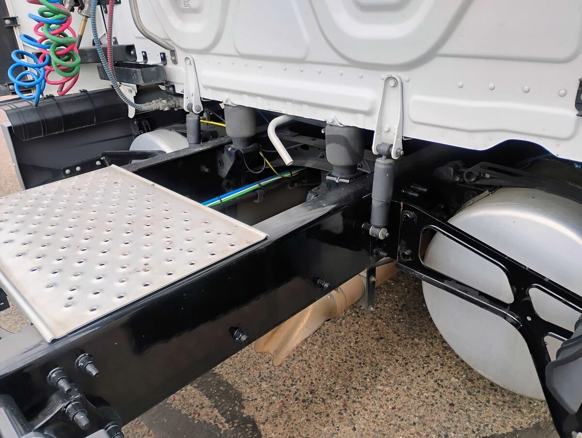 2024 Freightliner Cascadia - image 12