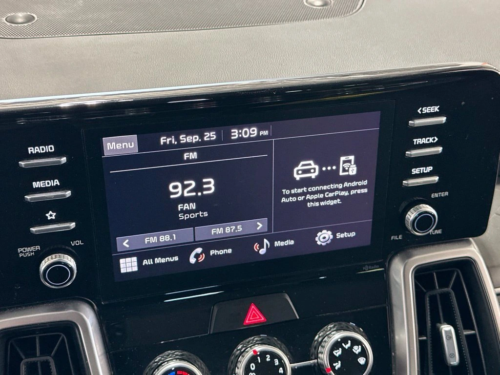 2022 Kia Sorento LX - Photo 50