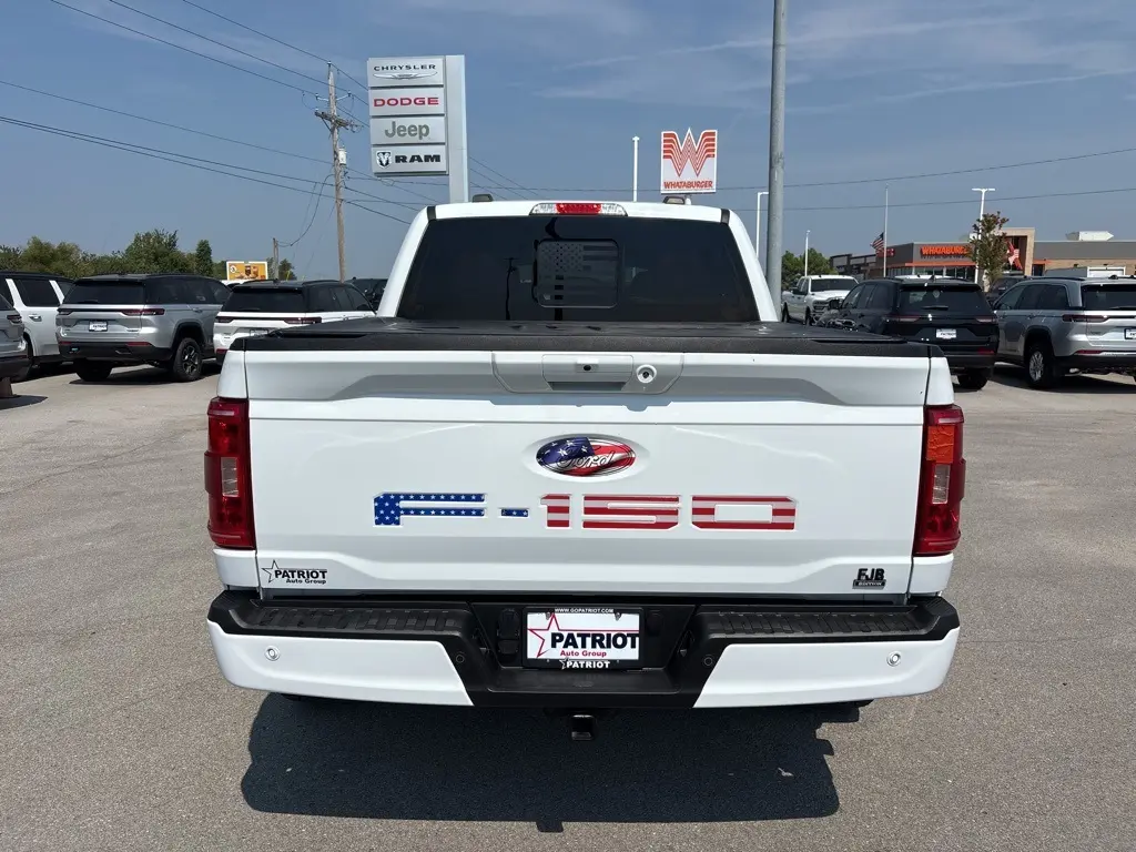 2022 Ford F-150 XLT photo 4