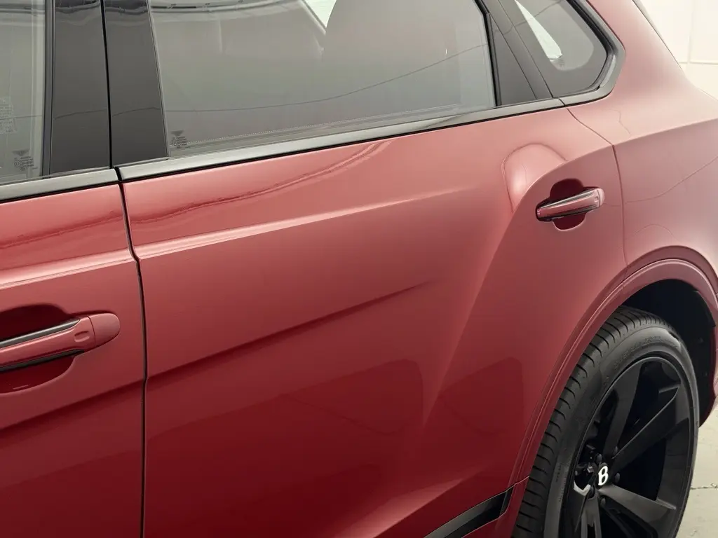 2025 Bentley Bentayga Azure photo 31