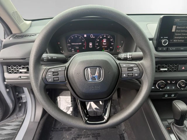 2025 Honda Accord SE - Photo 12