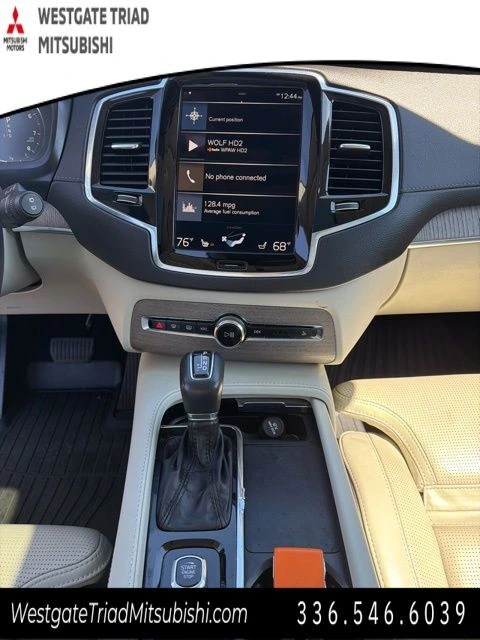 2022 Volvo - image 12