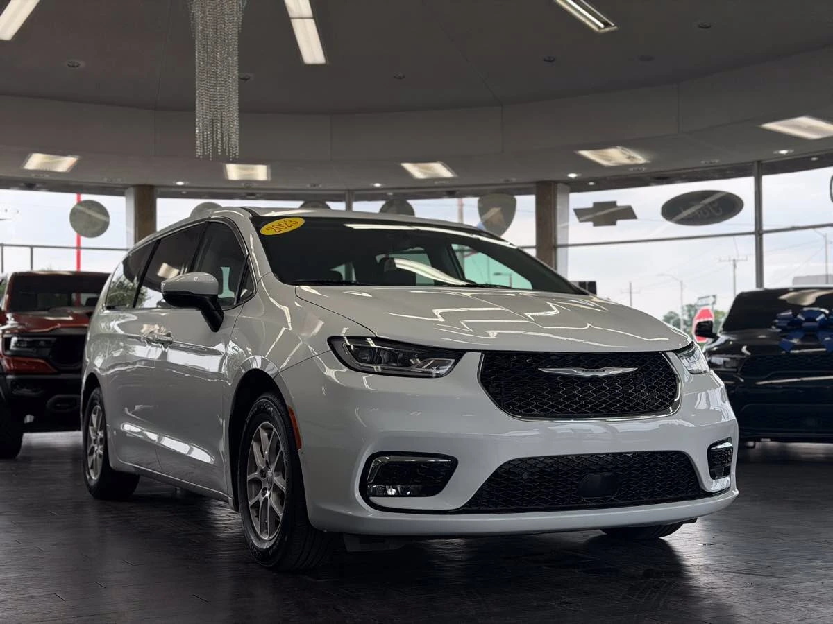 2023 Chrysler Pacifica