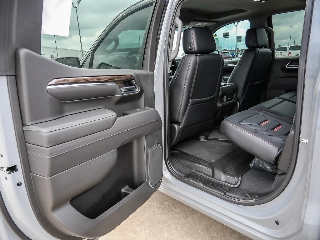 2025 Chevrolet Silverado 1500 RST - Photo 37