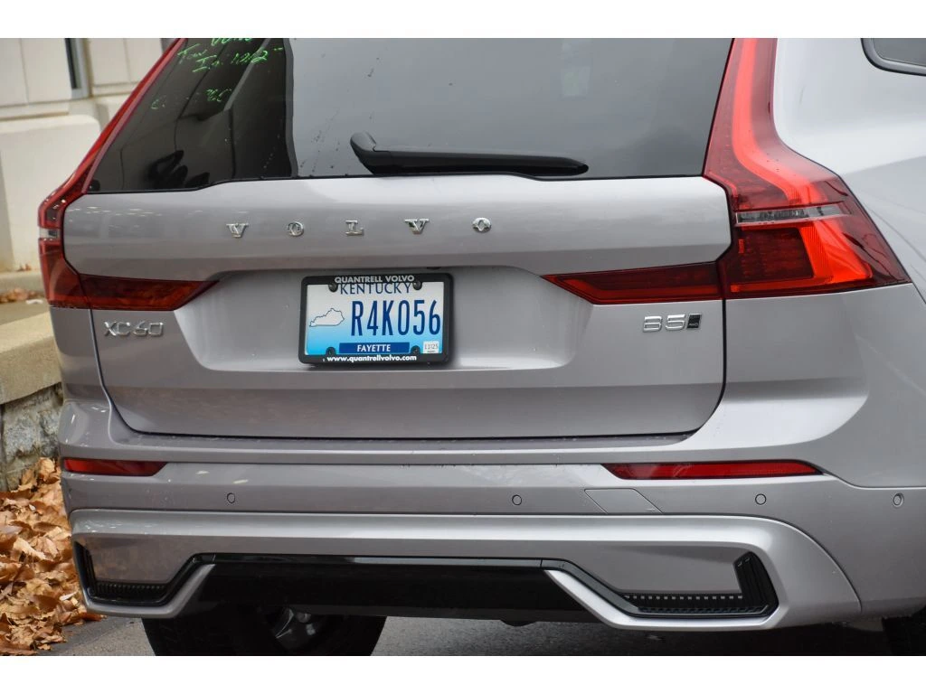 2026 Volvo - image 29