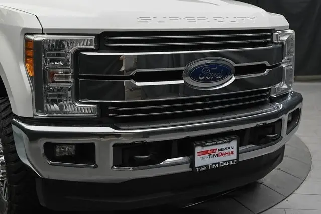 2017 Ford F-250 photo 3